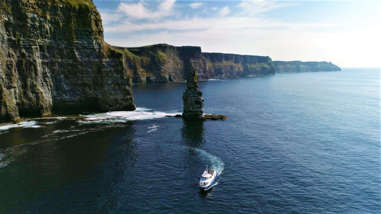 Cruise under the Cliffs of Moher