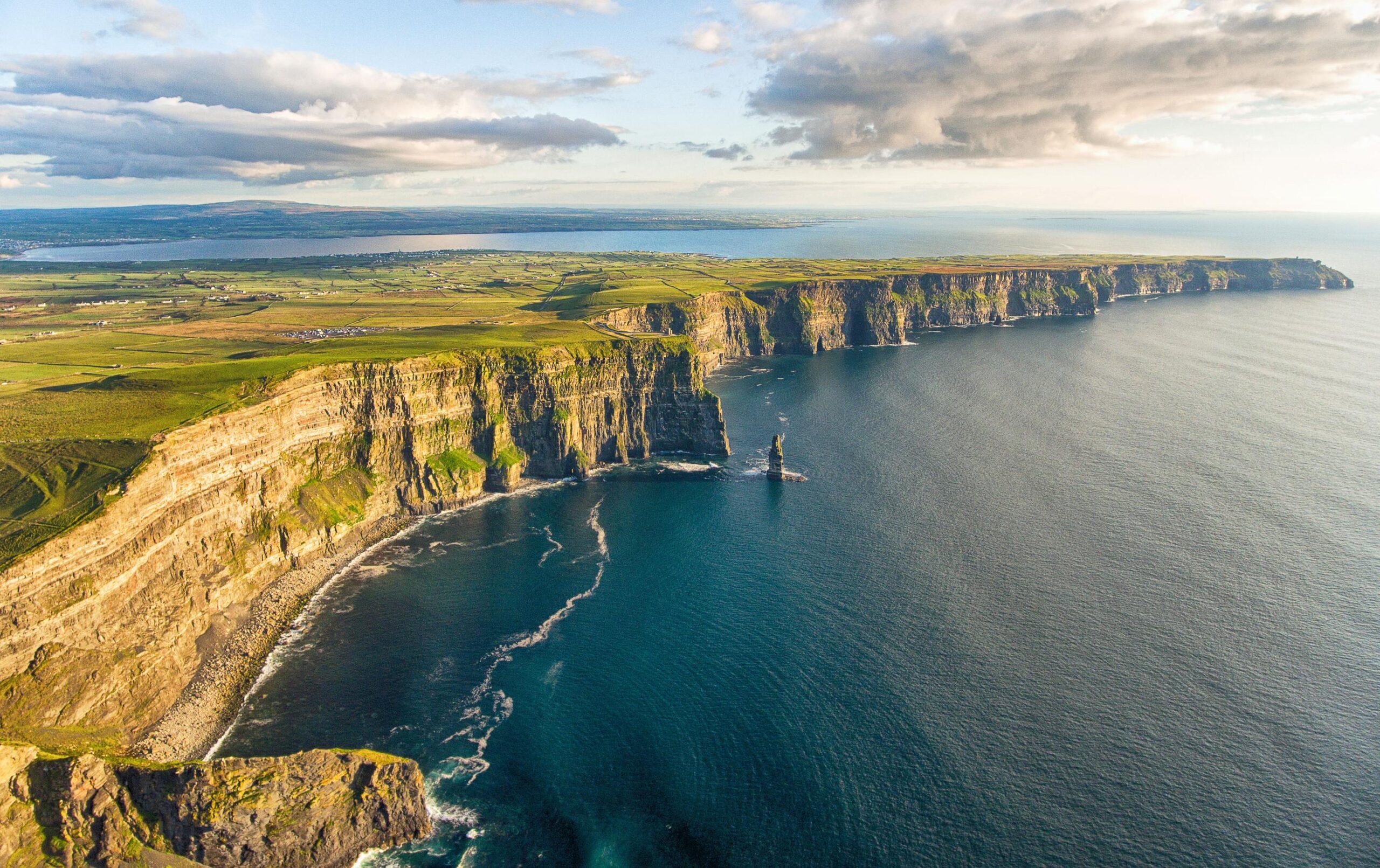 9 Day London & Authentic Ireland travel tour