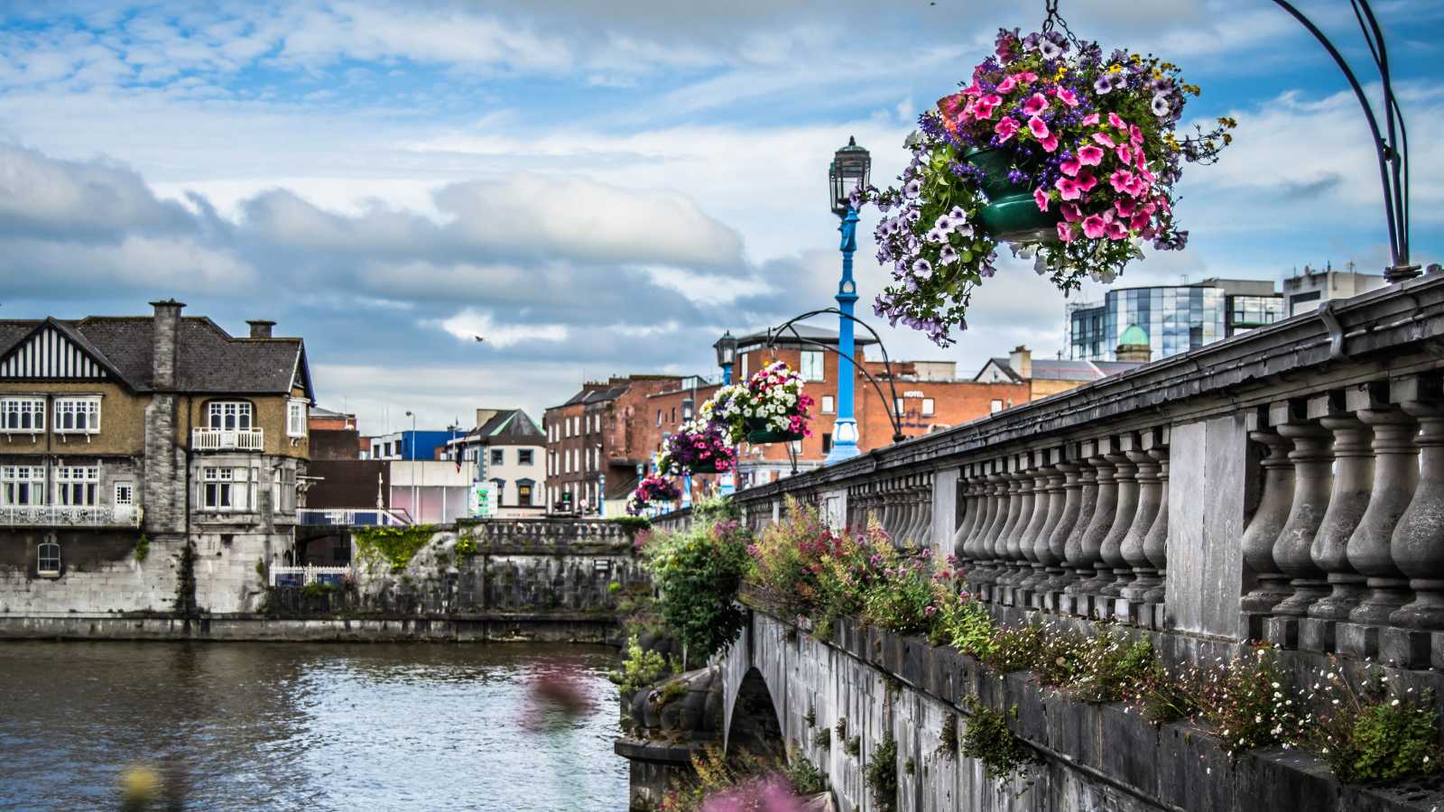 9 Day London & Authentic Ireland tours
